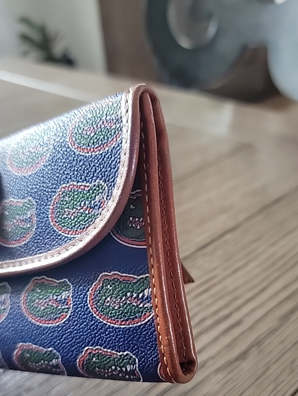 Dooney & Bourke Blue Florida Gators Logo Wallet with Brown Trim - Picture 4 of 14